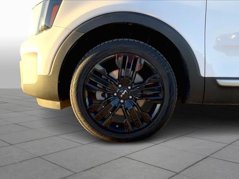 Used 2023 Kia Telluride SX FWD image 8