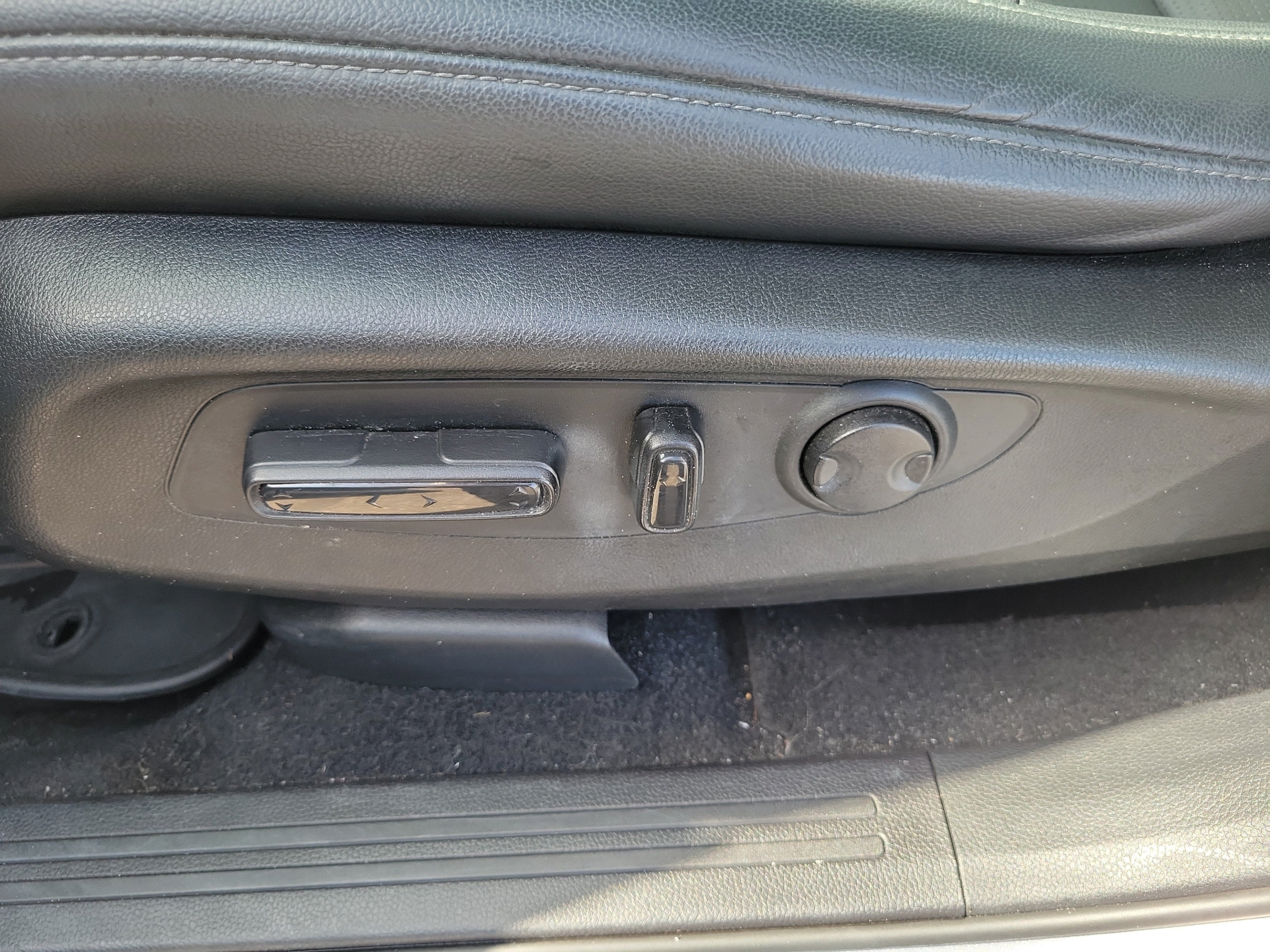 Used 2024 Honda CR-V EX-L image 27
