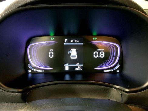 Used 2025 Kia Soul LX w/ LX Technology Package FWD image 20