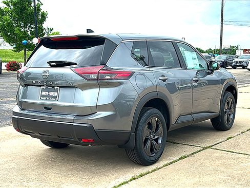 New 2026 Nissan Rogue SV image 8