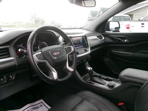 Used 2017 GMC Acadia SLT image 12