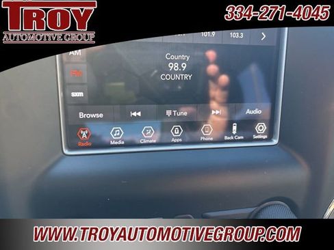 Used 2018 Jeep Grand Cherokee Laredo image 40