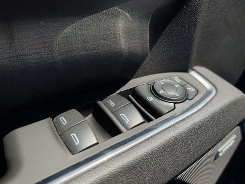 Used 2025 Chevrolet Silverado 1500 RST AWD/4WD image 14