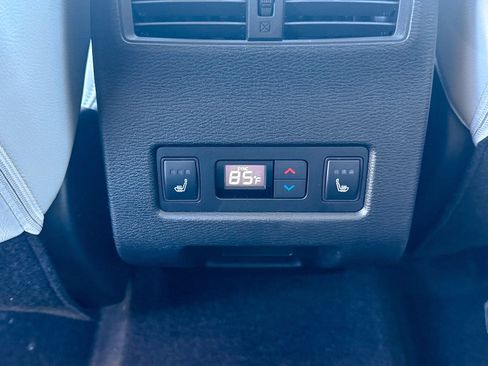 New 2025 Mitsubishi Outlander AWD image 22