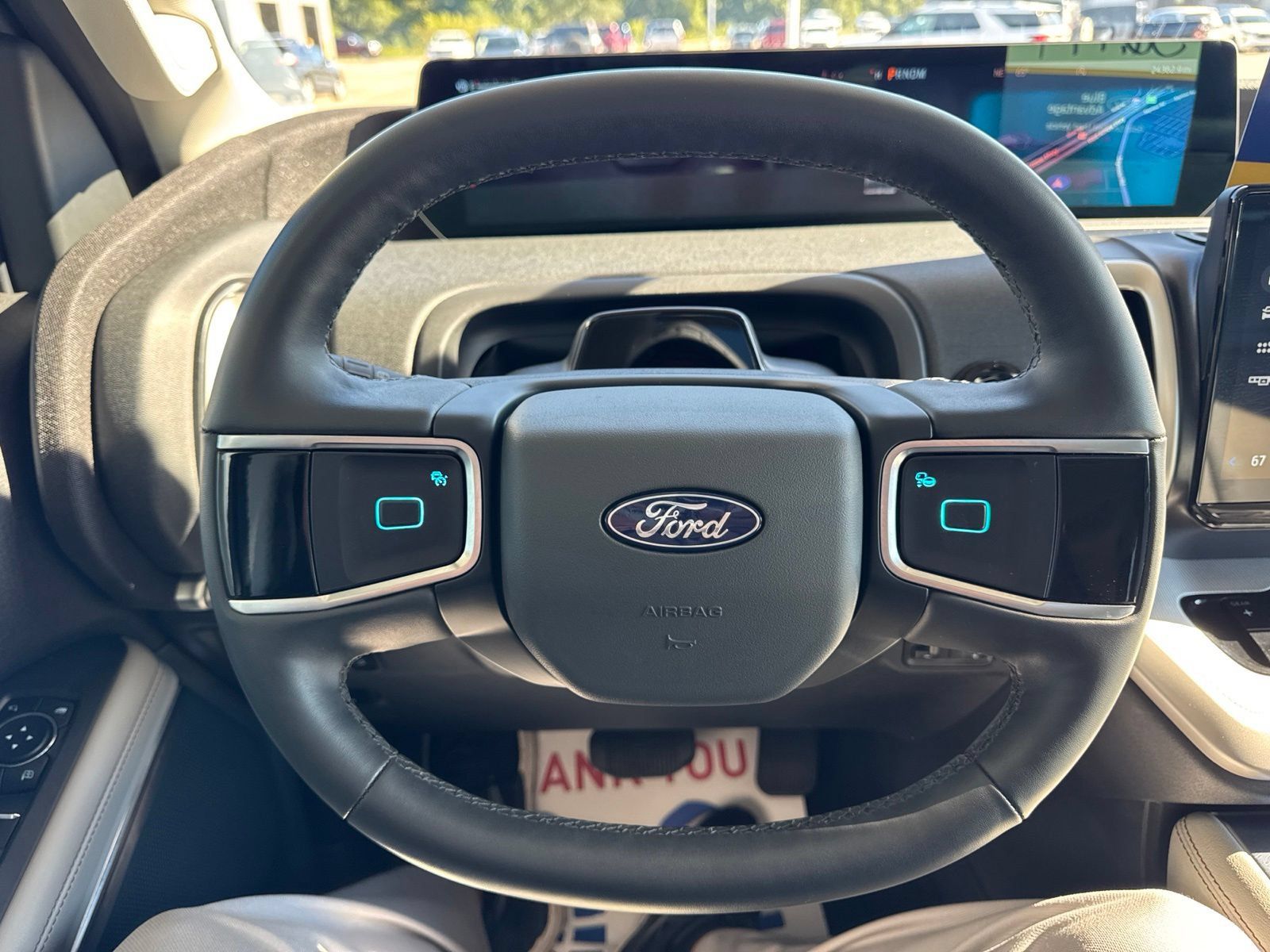 Used 2025 Ford Expedition Active AWD/4WD image 29