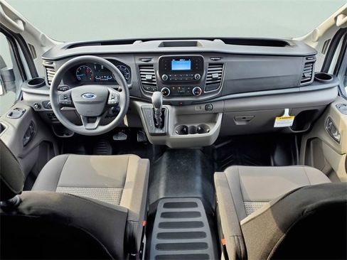 New 2025 Ford Transit 250 148 Medium Roof image 20