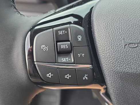 New 2026 Ford Escape Active w/ Tech Pack #1 AWD/4WD image 17