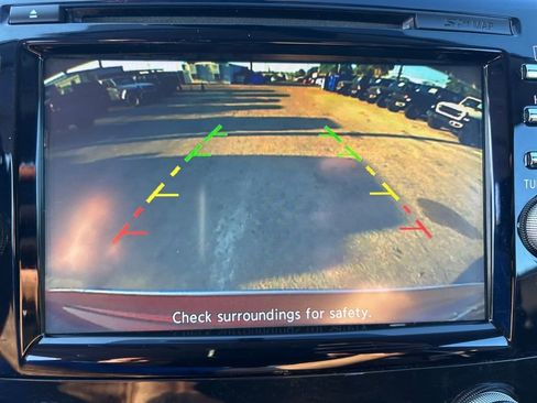 Used 2018 Nissan Murano SV FWD image 15