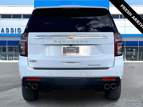 Used 2023 Chevrolet Suburban Premier image 6