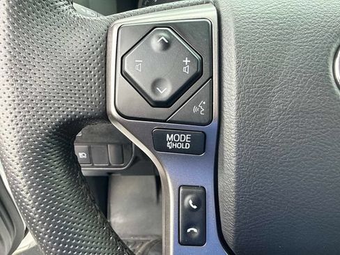Used 2022 Toyota Tacoma SR5 w/ Technology Package RWD image 23
