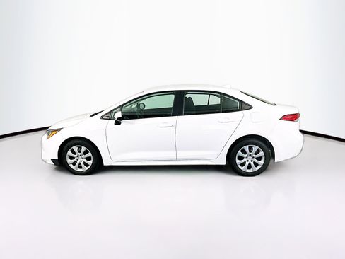 Used 2024 Toyota Corolla LE FWD image 4