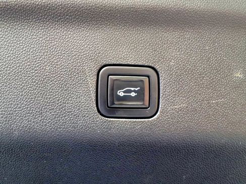 Used 2021 Chevrolet Tahoe High Country w/ Premium Package AWD/4WD image 6