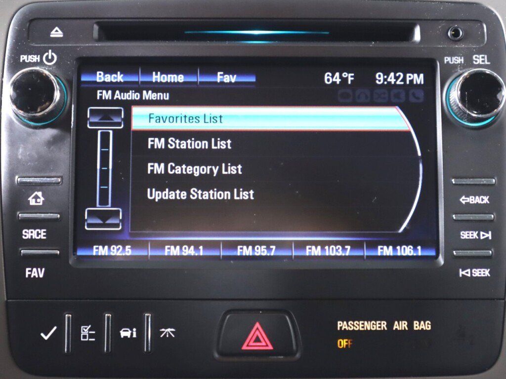 Used 2015 Chevrolet Traverse LS FWD image 20
