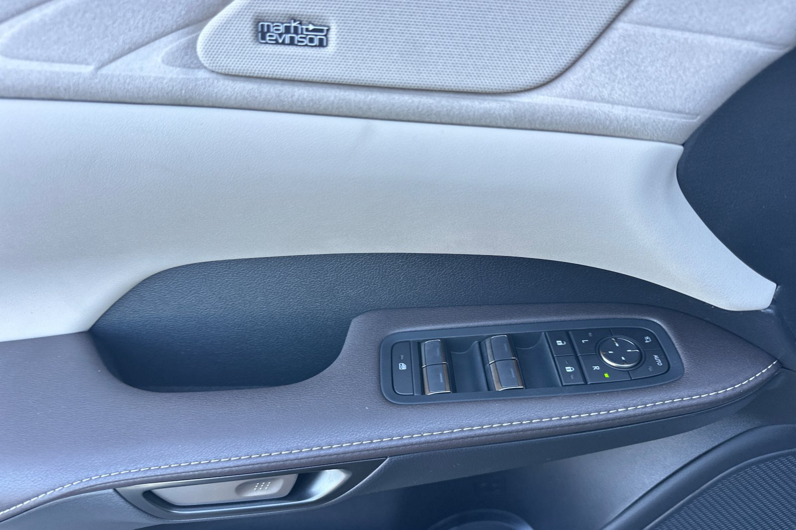 New 2026 Lexus RX 350 w/ Convenience Package AWD/4WD image 8