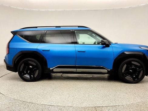 Used 2024 Kia EV9 GT-Line AWD/4WD image 4