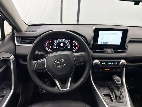 Used 2023 Toyota RAV4 XLE Premium FWD image 26