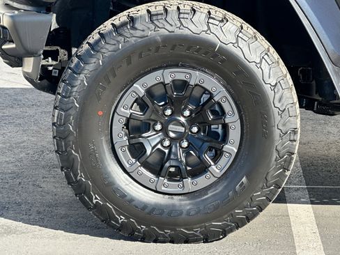 New 2025 Ford Bronco Raptor image 25