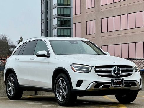 Certified 2022 Mercedes-Benz GLC 300 GLC 300 image 1
