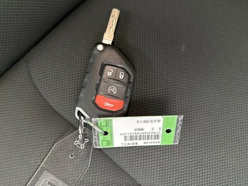 Used 2022 Jeep Wrangler Unlimited Sport image 12