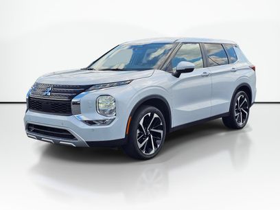 Used 2024 Mitsubishi Outlander SE Black Edition