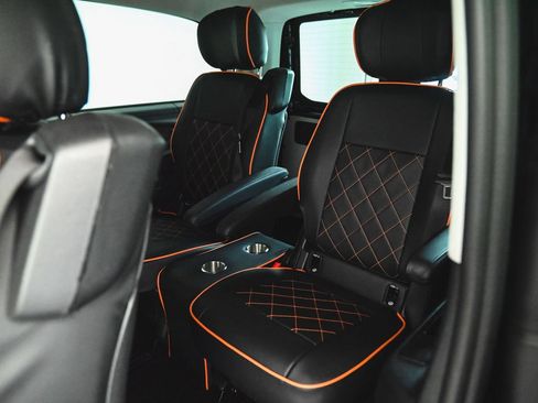 Used 2023 Mercedes-Benz Metris Passenger image 27