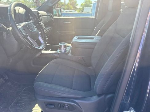 Used 2020 GMC Sierra 1500 Elevation w/ Elevation Value Package AWD/4WD image 9