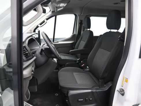 Used 2023 Ford Transit 350 XLT image 20