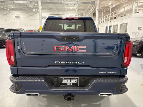 Used 2023 GMC Sierra 1500 Denali w/ Technology Package AWD/4WD image 6