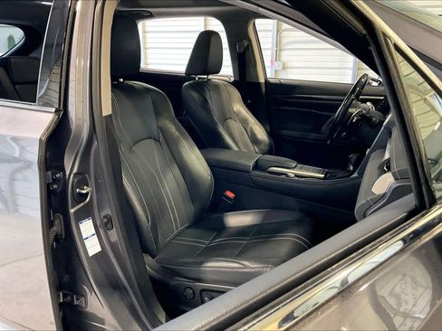 Used 2021 Lexus RX 450h AWD w/ Luxury Package image 10
