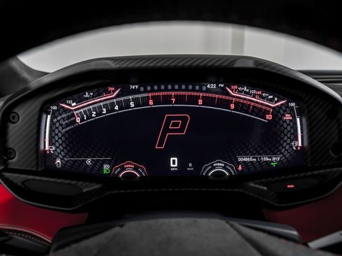 Used 2025 Lamborghini Revuelto image 17