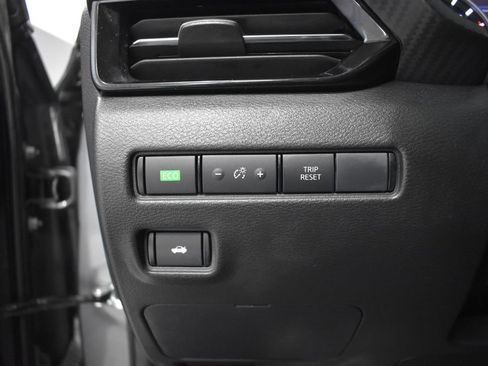Certified 2024 Nissan Sentra SR w/ SR Premium Package FWD image 20