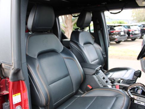 Used 2021 Ford Bronco Badlands image 31