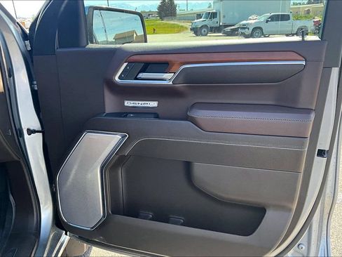 Used 2023 GMC Sierra 1500 Denali w/ Denali Reserve Package AWD/4WD image 25
