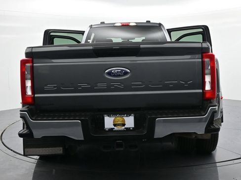 Certified 2025 Ford F350 XLT AWD/4WD image 26