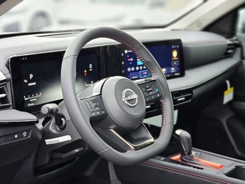 New 2026 Nissan Kicks SR FWD image 11