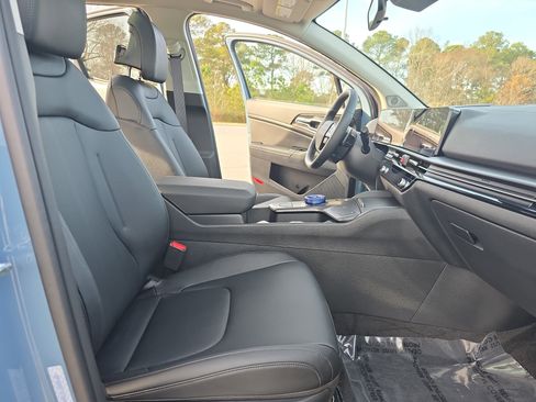 Used 2026 Kia Sportage EX w/ EX Panoramic Sunroof Package image 10