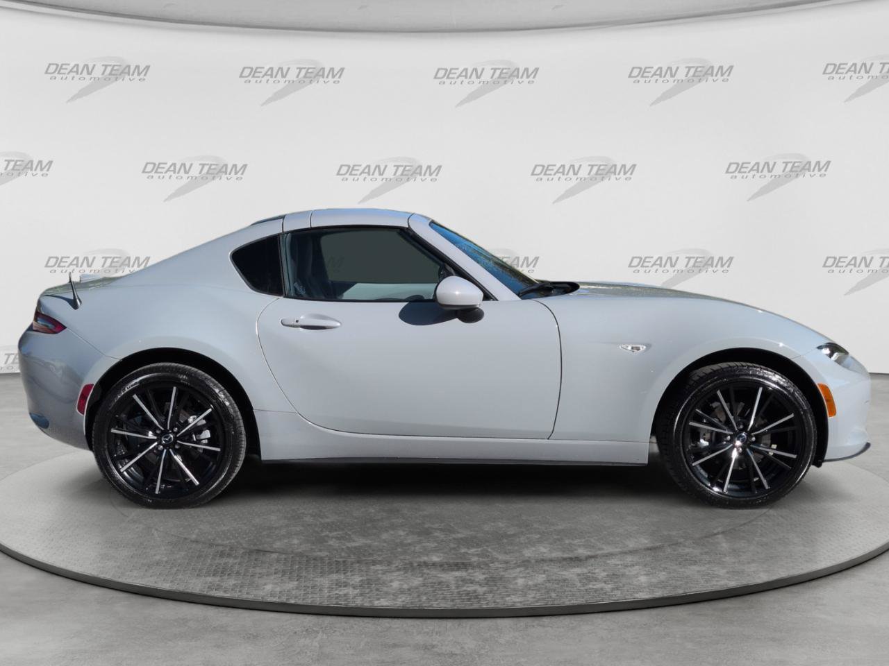 Used 2026 MAZDA MX-5 Miata RF Grand Touring RWD image 8