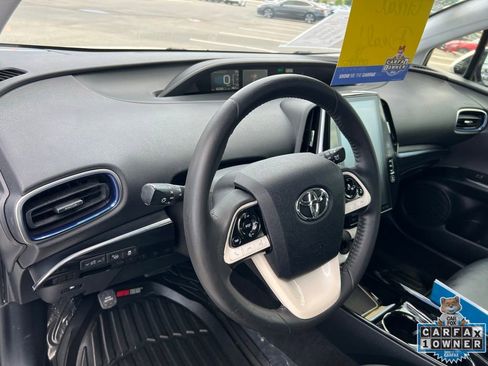 Used 2018 Toyota Prius Four Touring w/ Premium Convenience Package FWD image 24