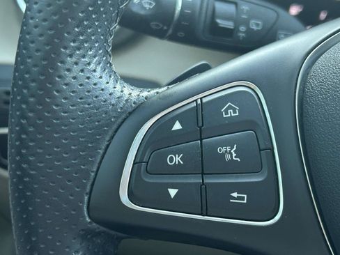 Used 2019 Mercedes-Benz GLC 300 image 36