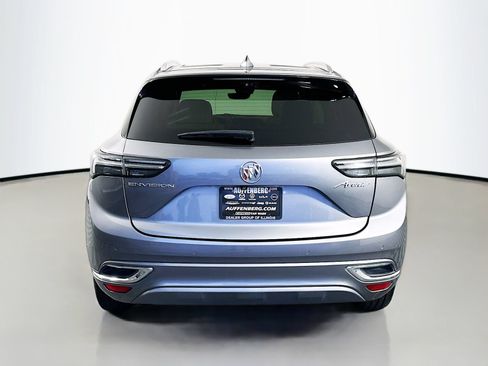 Used 2022 Buick Envision Avenir w/ Technology Package II FWD image 6