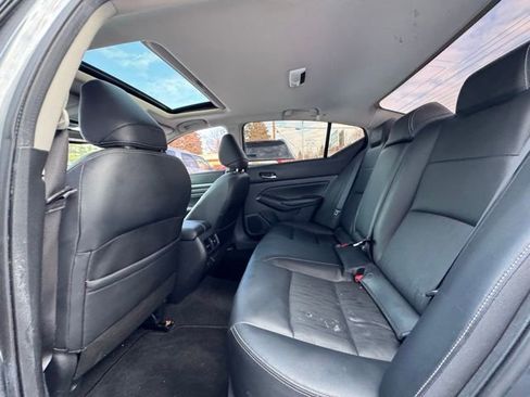 Used 2019 Nissan Altima 2.5 Platinum image 14