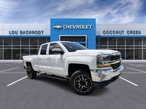 Used 2018 Chevrolet Silverado 1500 LT RWD image 1