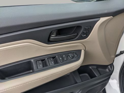 Used 2024 Honda Odyssey EX-L image 25