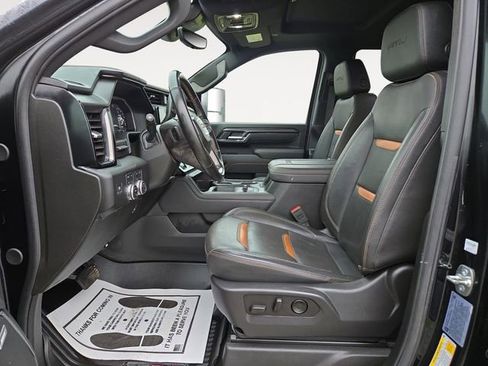 Used 2025 GMC Sierra 3500 AT4 w/ AT4 Premium Plus Package image 2