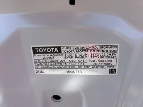 New 2026 Toyota Prius Plug-In Hybrid FWD image 10