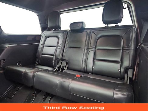 Used 2021 Lincoln Navigator Reserve image 24
