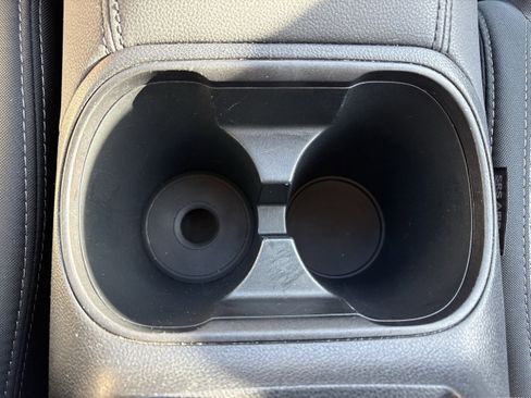 Certified 2025 Subaru Outback Premium image 20