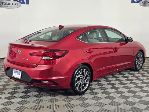 Used 2019 Hyundai Elantra Limited image 5