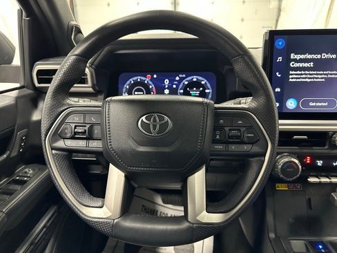 Used 2025 Toyota 4Runner TRD Off-Road Premium image 19