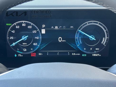 Certified 2024 Kia Niro Wind FWD image 26